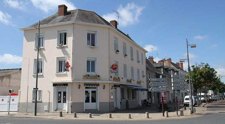 Hotel Restaurant L'Avenir Saint-Pierre-des-Corps Exterior photo
